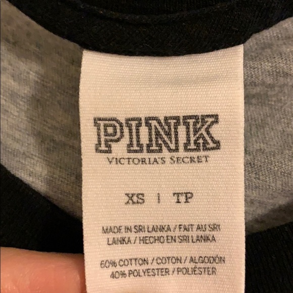 Pink tee shirt in gray with black sleeves - Picture 2 of 5